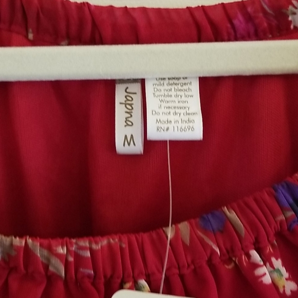 Japna Red Floral Ruffled Blouse, Size M, NWT - Picture 2 of 5